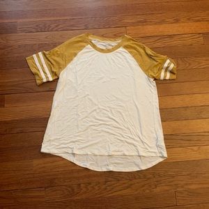 Short sleeve baseball tee